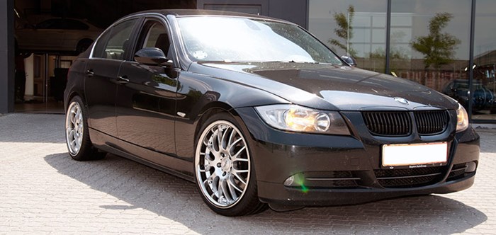BMW E90 19 Inch Rennsport Wheels03