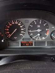BMW E39 523I 1