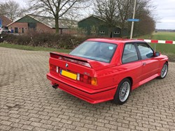 BMW M3 E30 1