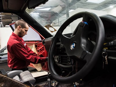 Schmiedmann BMW M3 E30 EVO2 Door Removal 9255